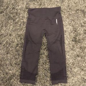 cropped gym shark leggings